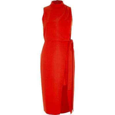 Robe portefeuille rouge mi-longue sans manches à col haute