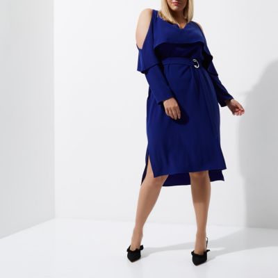 River Island RI Plus - Blauwe midi-jurk met blote schouder en riem