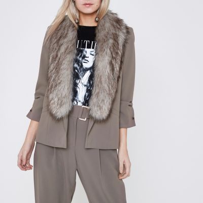 RI Petite - Grijze blazer met kraag van imitatiebont