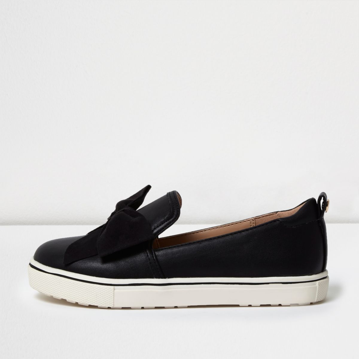 trendy plimsolls