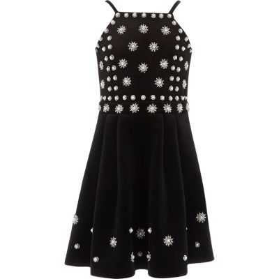 River Island Zwarte fluwelen jurk met parels voor meisjes