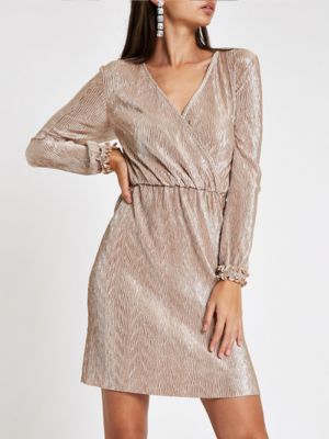 dusty pink dress with sleeves